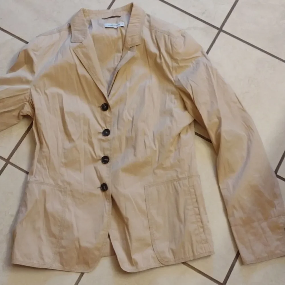 Rene Lezard cotton blend fitted blazer jacket cream color with buttons size 6 - Picture 2 of 10